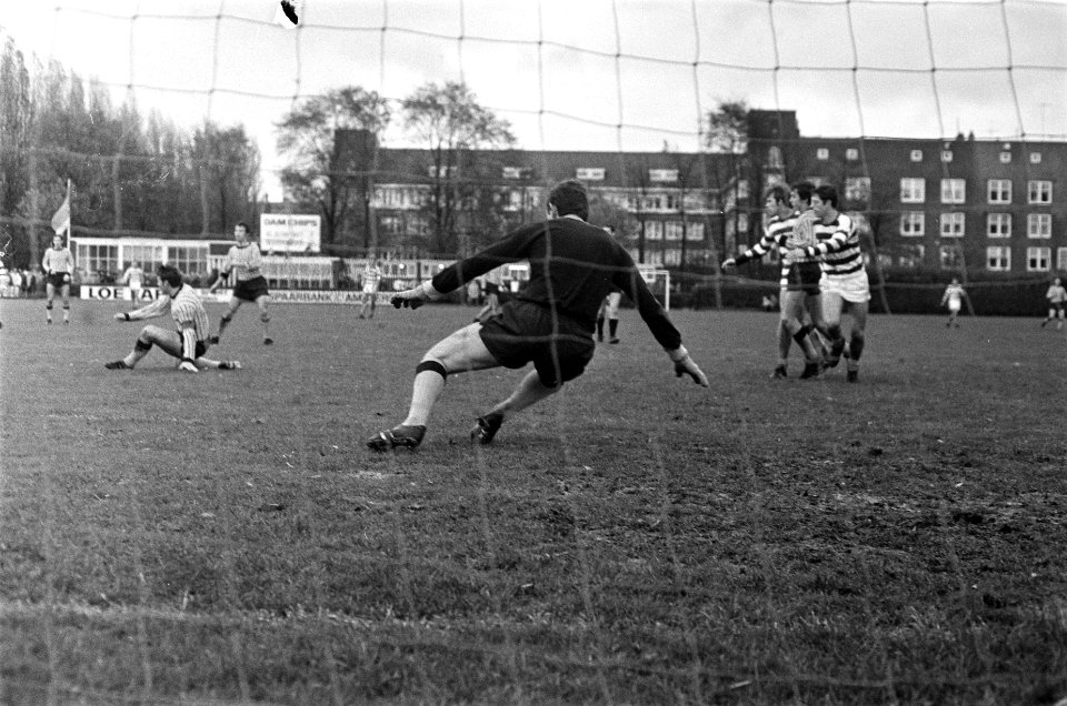 Blauw-Wit tegen Vitesse 2-1. Spelmoment, Bestanddeelnr 922-9553