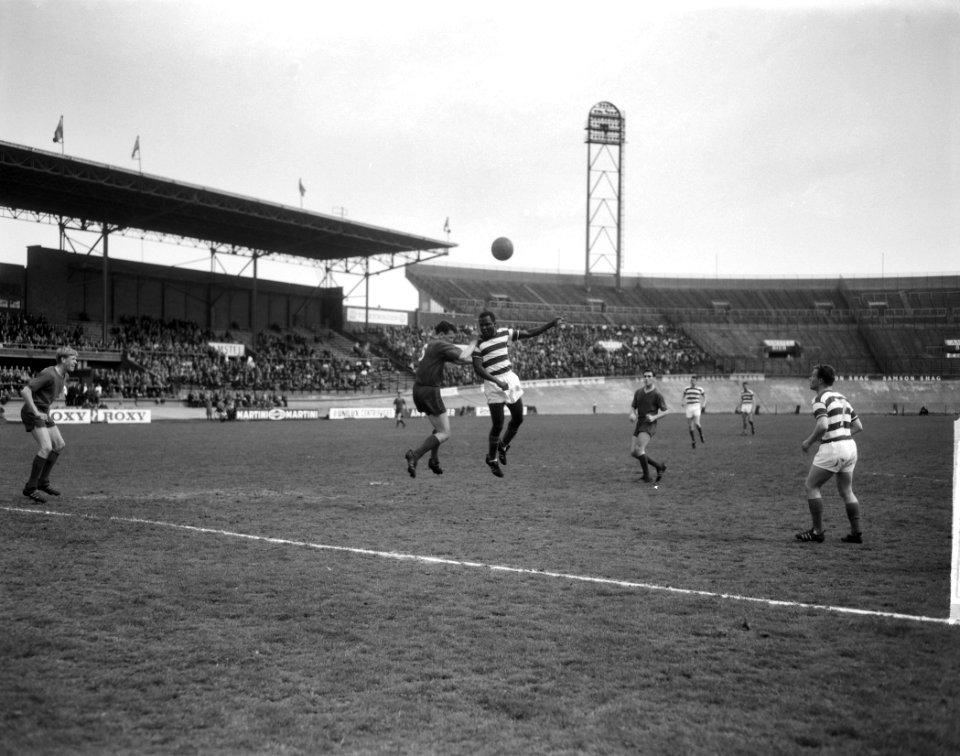 Blauw-Wit tegen PSV 2-4, spelmomenten, Bestanddeelnr 916-4025