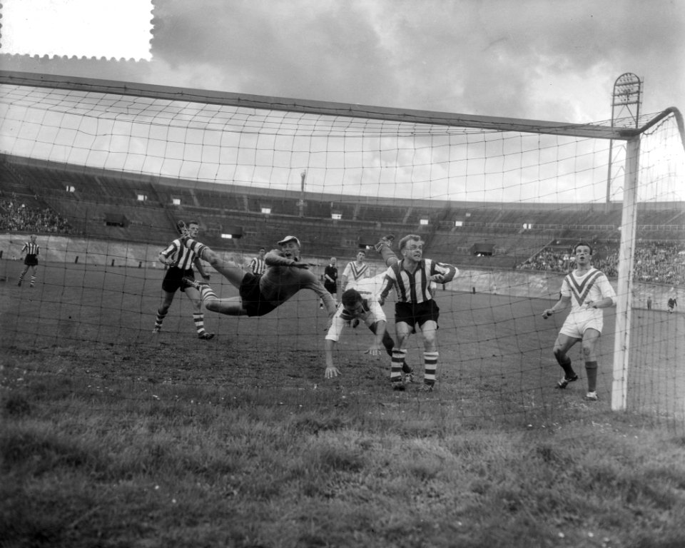 Blauw-Wit tegen PSV 0-2, Bestanddeelnr 909-7959