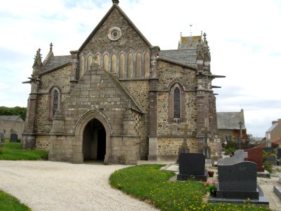 Biville (Manche, Fr) église, coté porche