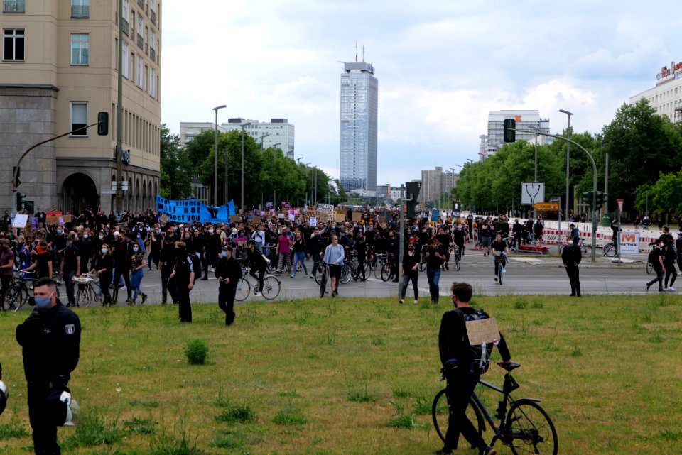 BlackLivesMatter protest Karl-Marx-Allee Berlin 2020-06-06 23