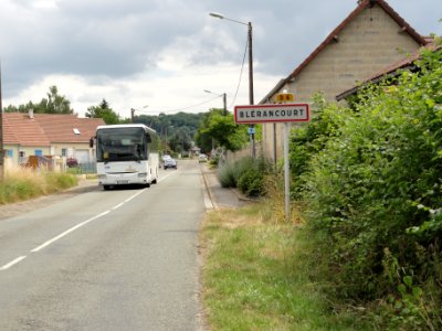 Blérancourt (Aisne) city limit sign
