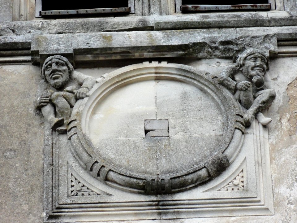 Blémerey (M-et-M) église, sculpture sans horloge, face B de la tour
