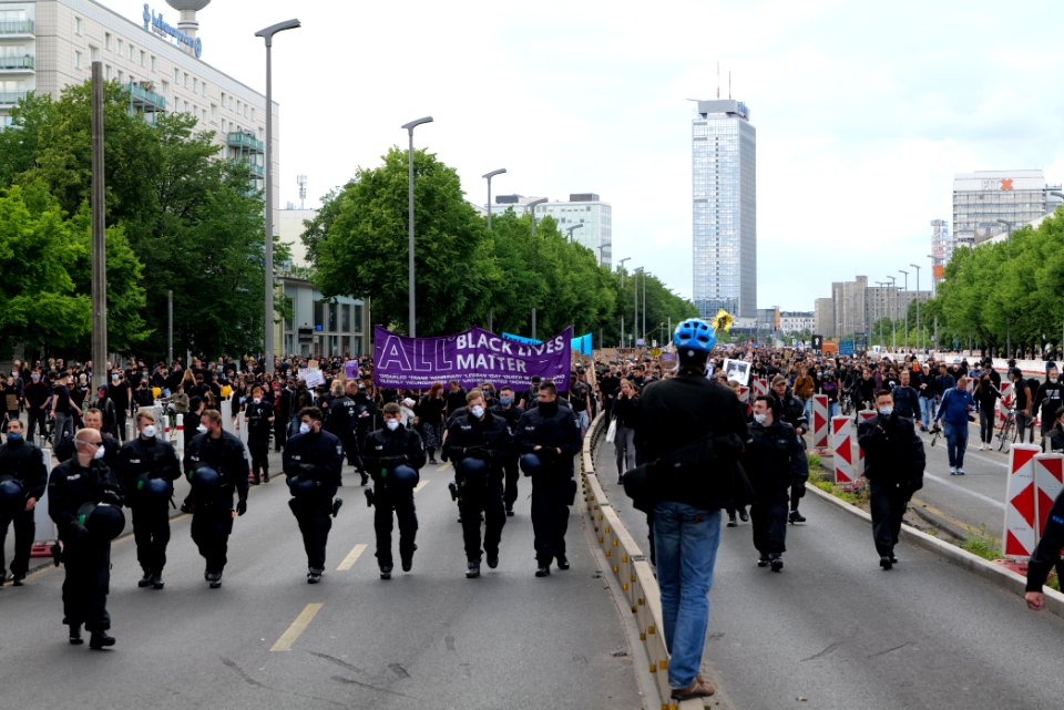 BlackLivesMatter protest Karl-Marx-Allee Berlin 2020-06-06 14