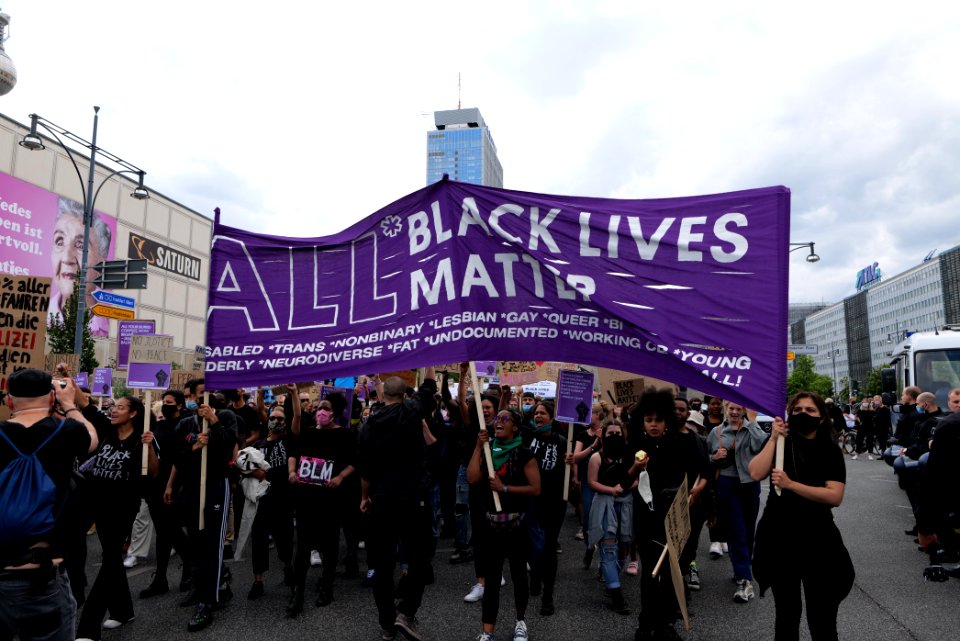 BlackLivesMatter protest Karl-Marx-Allee Berlin 2020-06-06 01