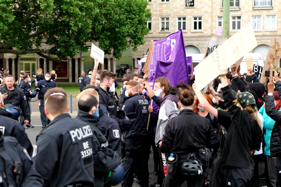 BlackLivesMatter protest Karl-Marx-Allee Berlin 2020-06-06 33