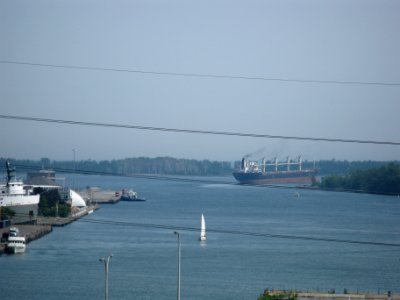 Bulk carrier leaving Redpath -bz
