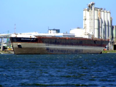 Bulkhandling 5 dumb barge, IMO 8636790 p1