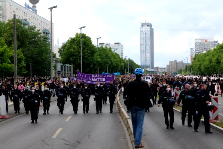 BlackLivesMatter protest Karl-Marx-Allee Berlin 2020-06-06 13