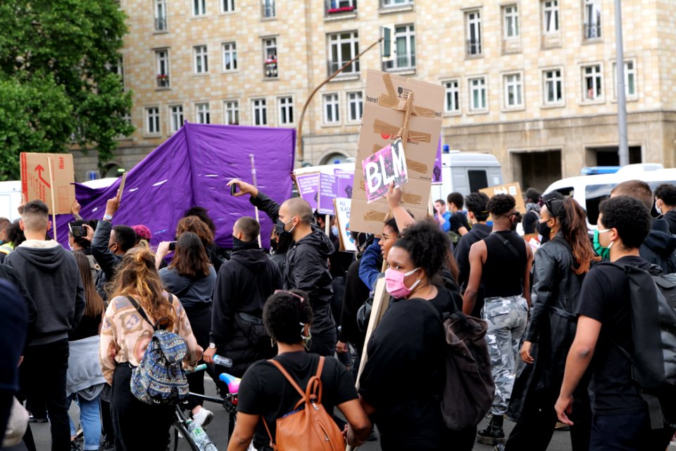 BlackLivesMatter protest Karl-Marx-Allee Berlin 2020-06-06 32