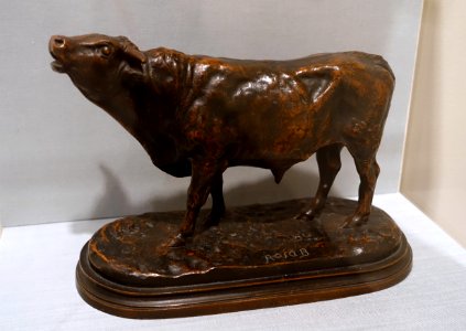Bull with raised head, by Rosa Bonheur, undated, bronze - Harry Ransom Center - University of Texas at Austin - DSC08445