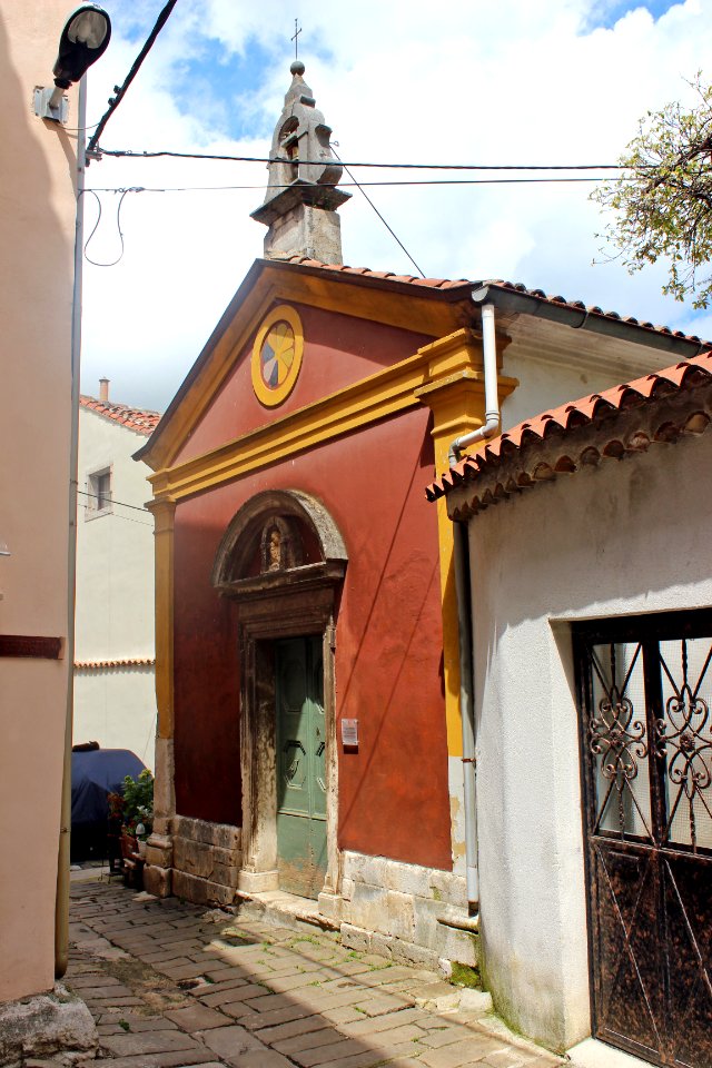 Buje – Crkvica Sv. Ivana Evandelista - 01