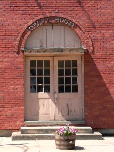 Bladen IOOF Hall and Opera House E entrance