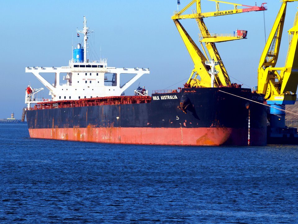 Bulk Australia - IMO 9260641 - Callsign A8BK7 at IJmuiden, Port of Amsterdam photo-2