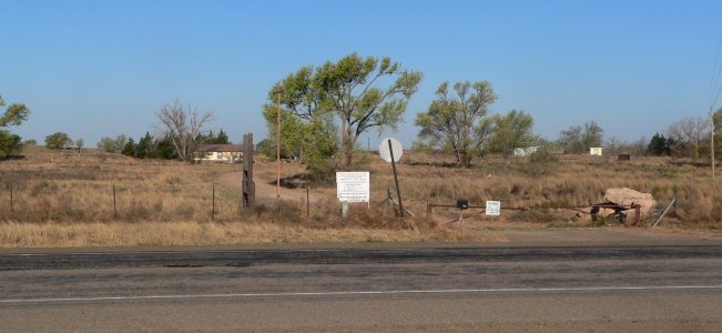 Blackwater Draw archaeological site, entrance from E 1