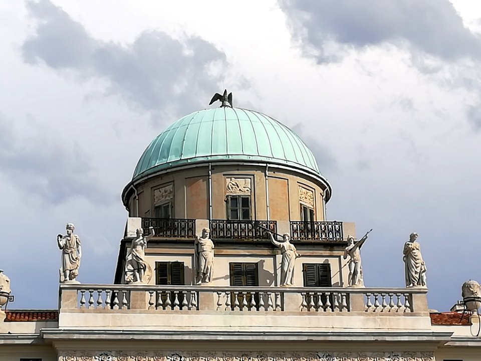 Buildings in Trieste 02