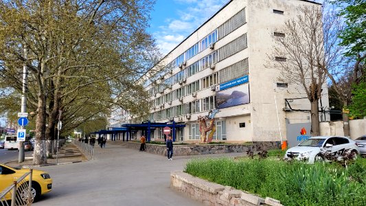 Buildings in Simferopol 2021-05 evening 14