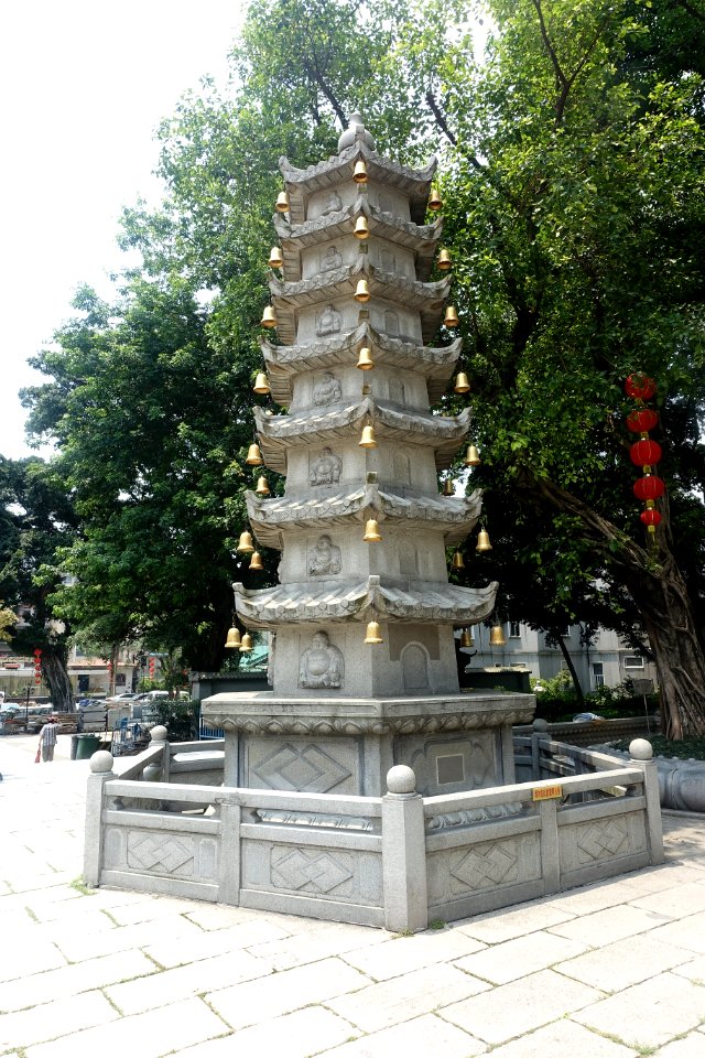 Buddhist pagoda, Haichuang Temple, picture2