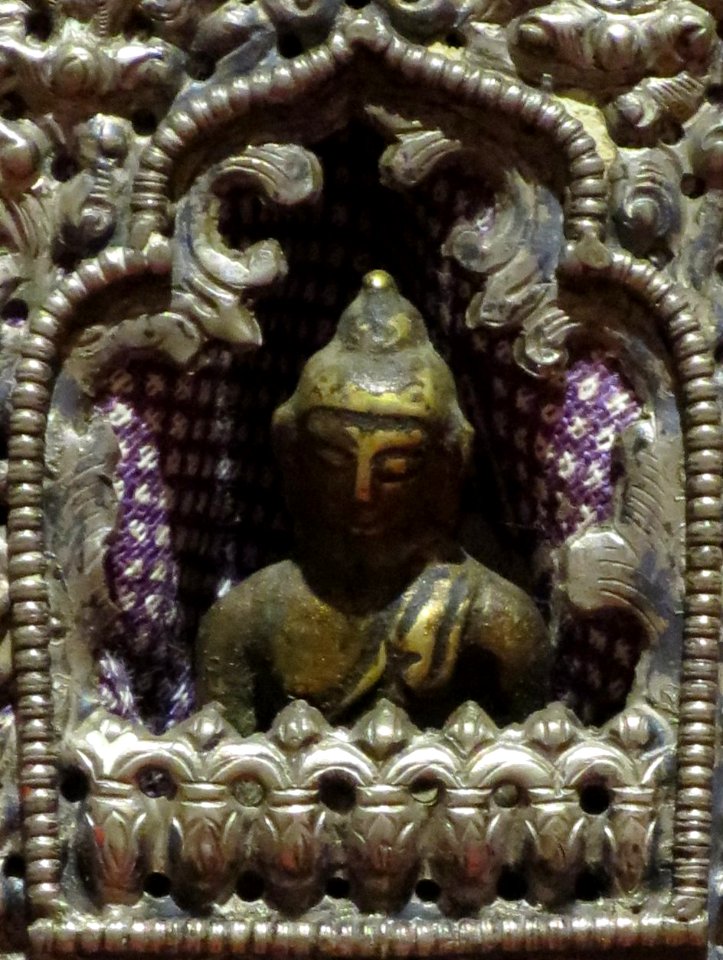 Buddha detail, Gau with Buddha, 18th century, Dayton Art Institute (cropped)