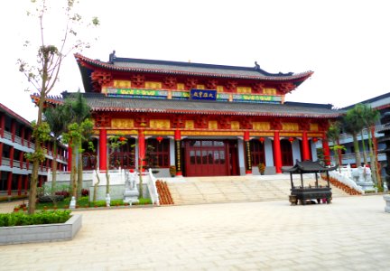 Buddhist nunnery in Lingshan, Hainan - 03