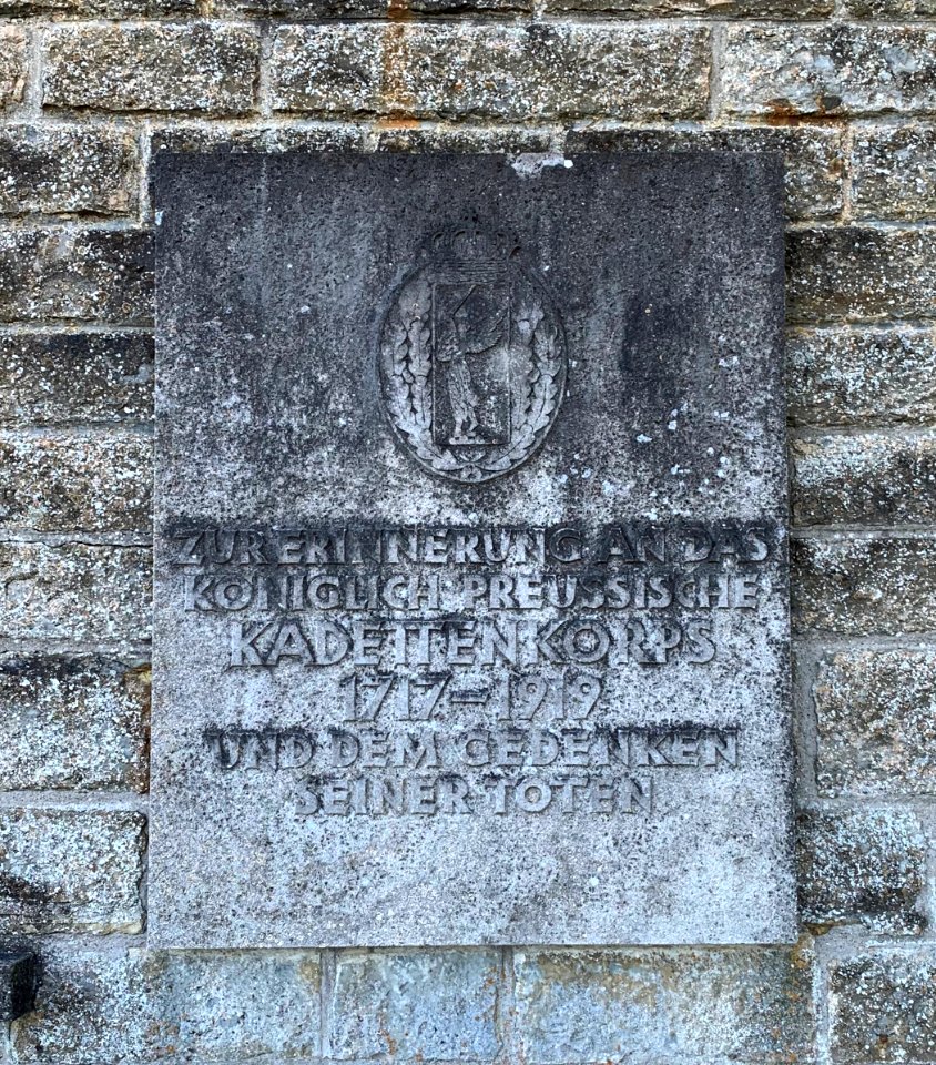 Burg Hohenzollern, Gefallenendenkmal Kadettencorps