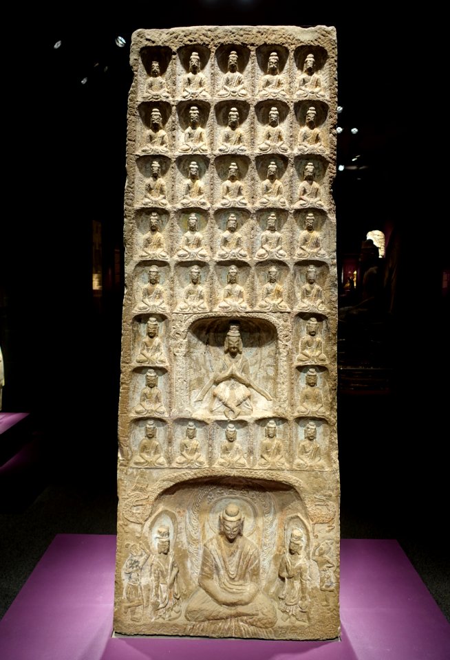 Buddhist stele with the Thousand Buddha motif, Northern Wei dynasty, early 6th century AD, probably 521 AD, sandstone with traces of paint, view 2 - Arthur M. Sackler Gallery - DSC05202