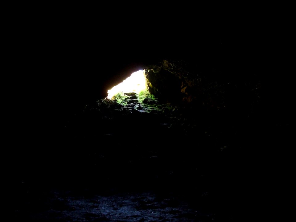 Budj Bim ‐ Mt Eccles National Park, Victoria, Australia 45