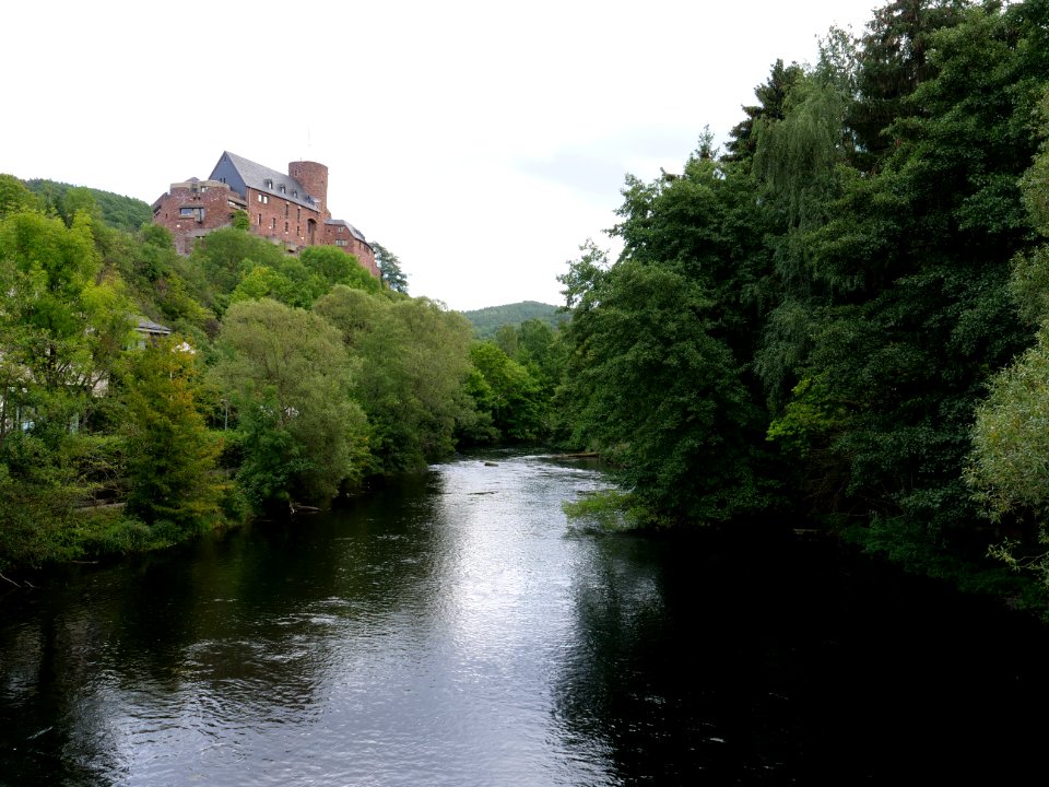 Burg Hengebach from über Rur 02