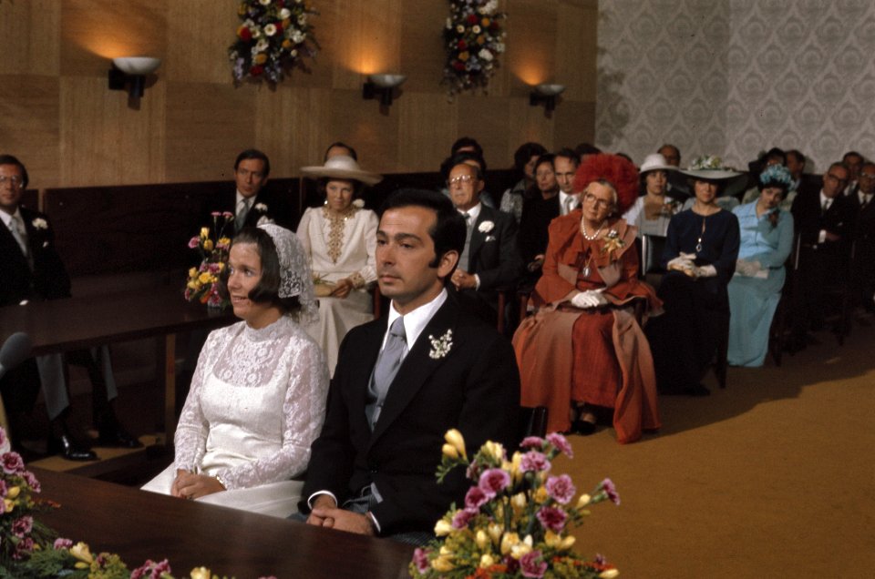 Burgelijk huwelijk Prinses Christina en Jorge Guillermo in Stadhuis in Baarn zi, Bestanddeelnr 254-9670