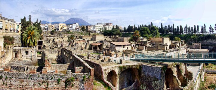 History ancient ruin