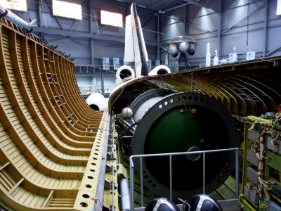 Buran cargo bay pic1