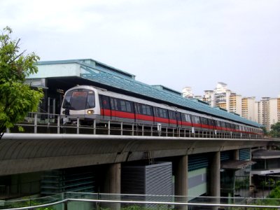 Buona-Vista-MRT-Station-07-fws
