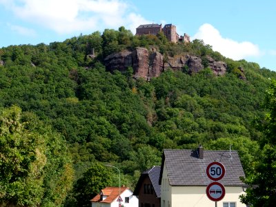 Burg Nideggen from valley 17