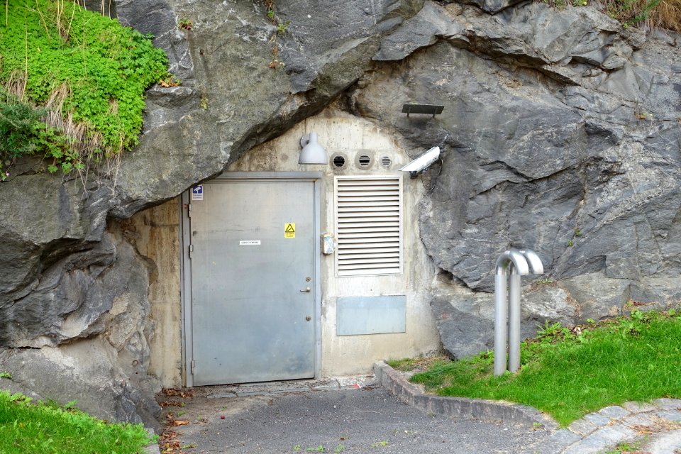 Bunker in Svensksundsparken - Stockholm, Sweden - DSC09058