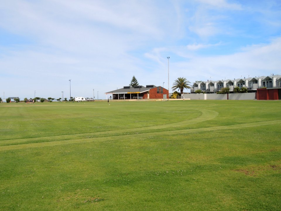 Bunbury Recreation Oval (north-west from Ivey Street)