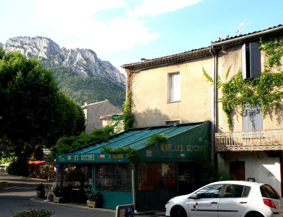 Buis-les-Baronnies Place de Verdun
