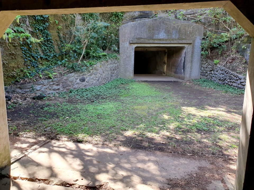 Bunker in Taibusa 18