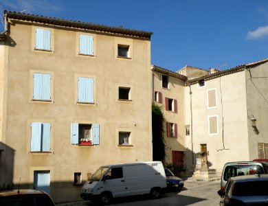 Buis-les-Baronnies Place Francou 5