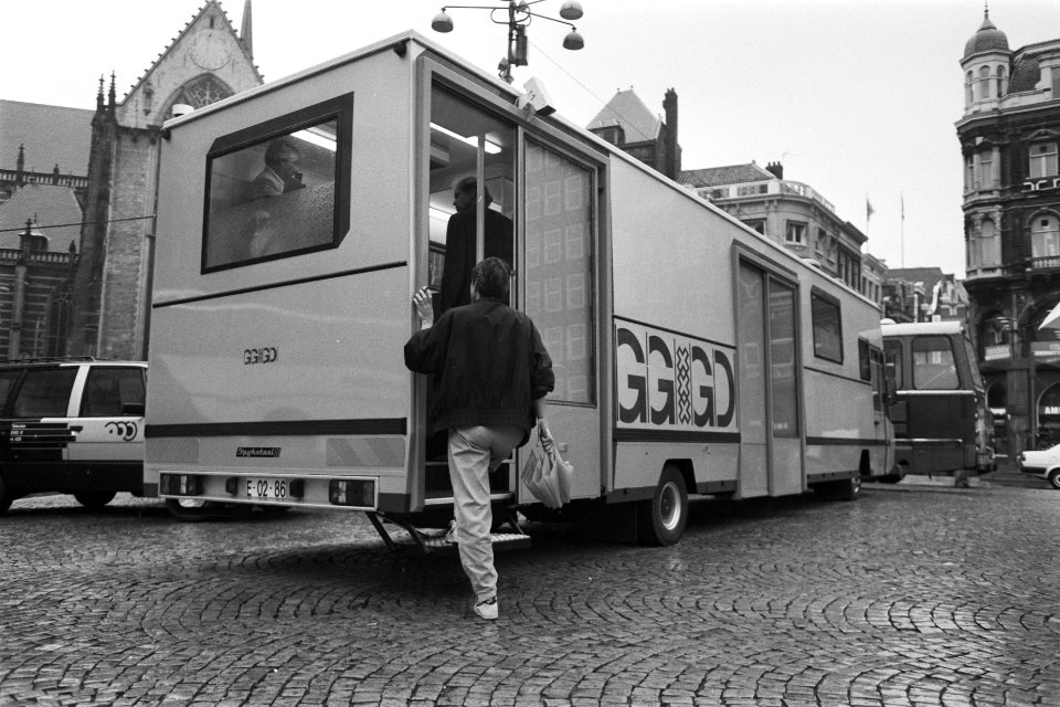 Buitenaanzicht van de nieuwe bus, Bestanddeelnr 934-4761