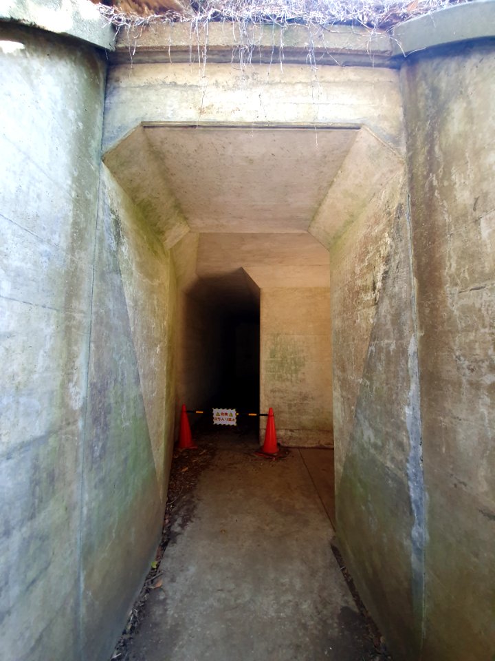 Bunker in Taibusa 25