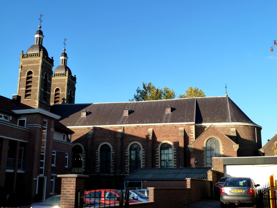 Bunde-Agneskerk (1)
