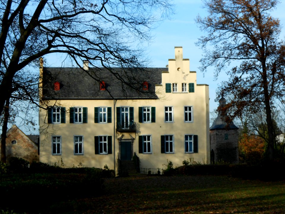 Burg Morenhoven SE