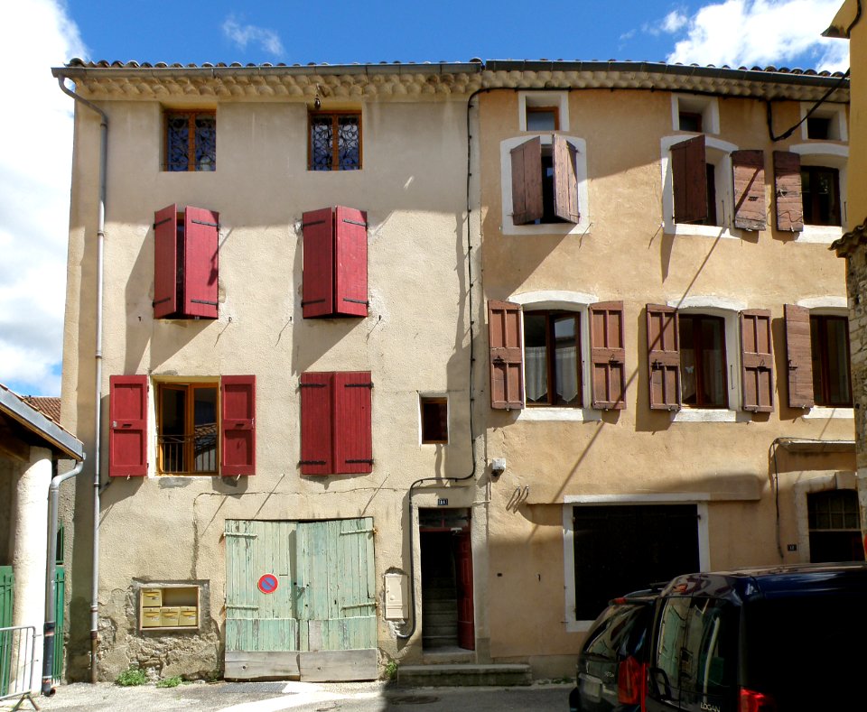 Buis-les-Baronnies Rue du Puits Communal 1