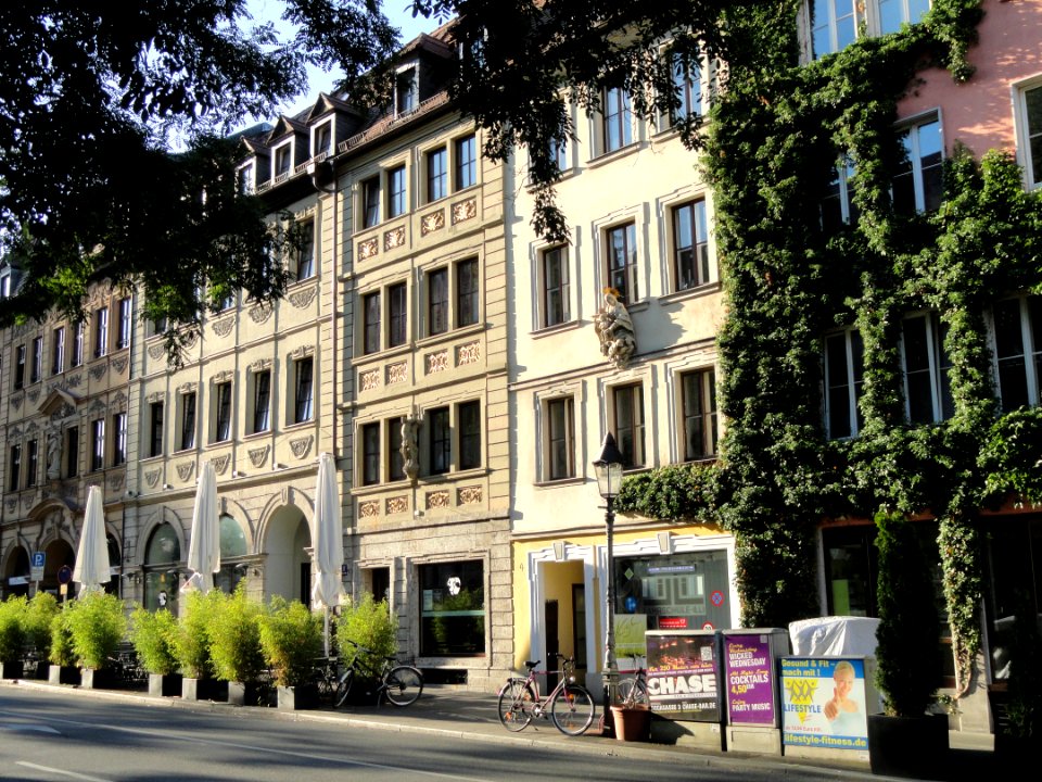 Buildings on Neubaustraße, Würzburg - DSC02810
