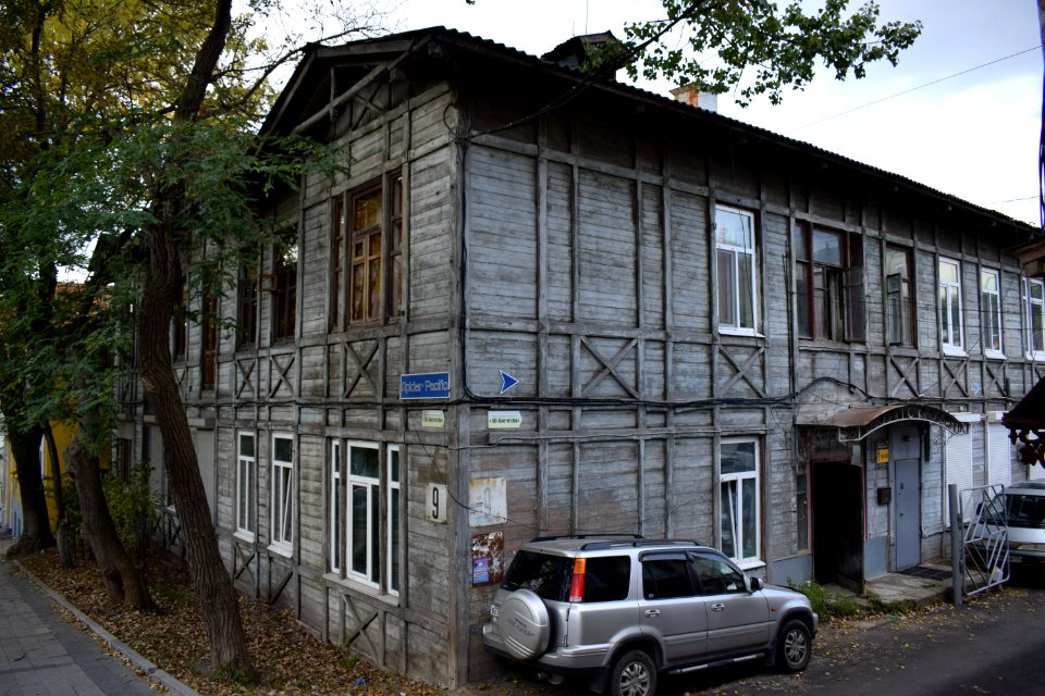 Buildings in Vladivostok b 05