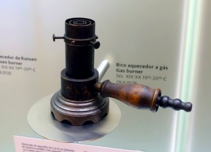 Bunsen burner, 19th-20th century - Museu da Ciência da Universidade de Coimbra - University of Coimbra - Coimbra, Portugal - DSC09114