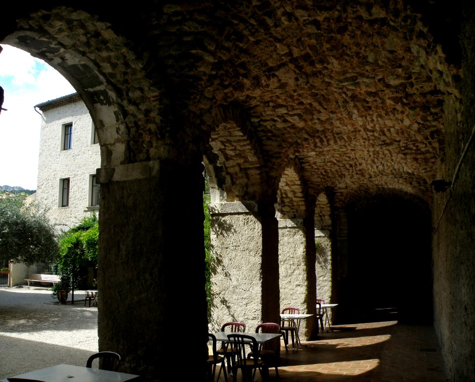 Buis-les-Baronnies Couvent des Dominicains 8