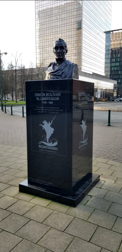 Brussels-Buste Simon Bolivar (Boulevard Simon Bolivar) (2)