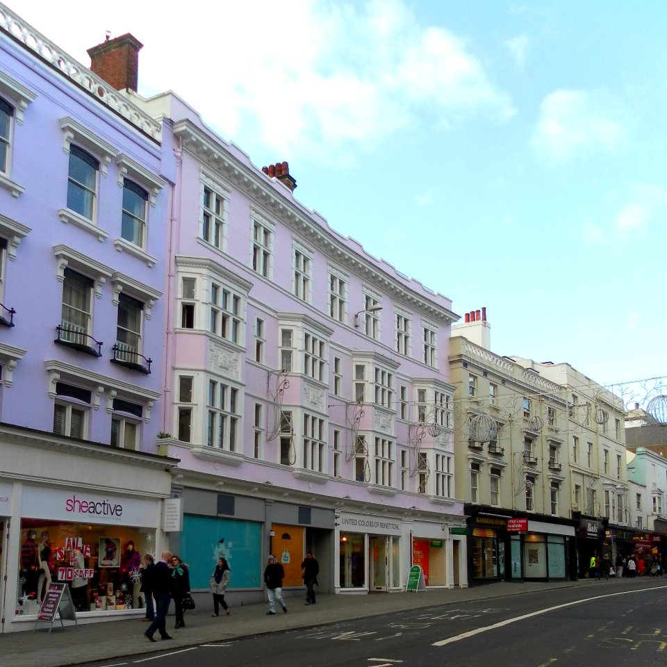 Buildings on South side of North Street, Brighton (January 2012)