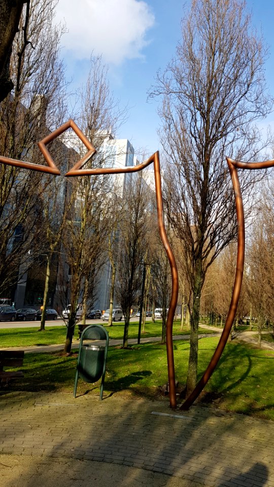 Brussels-Artwork II of Boulevard du Roi Albert II (2)
